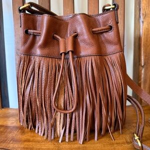 Fossil Leather Fringe Crossbody Bucket Bag – Brown